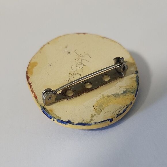 Handcrafted Sheep Brooch - Picture 5 of 5